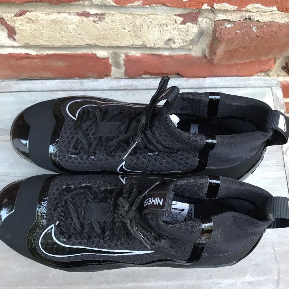 NIKE Alpha Huarache Elite Mid Baseball Cleats - Picture 8 of 8